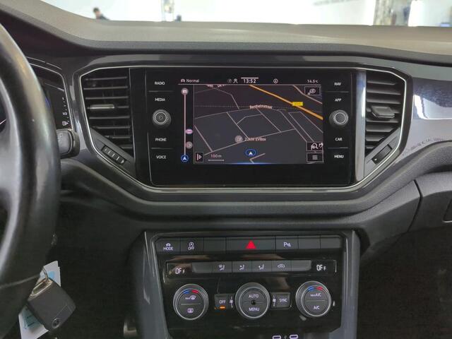 Volkswagen T-Roc 1.5 TSI 150pk Sport Business R DSG / Panoramadak / Trekhaak / Elektrische achterklep