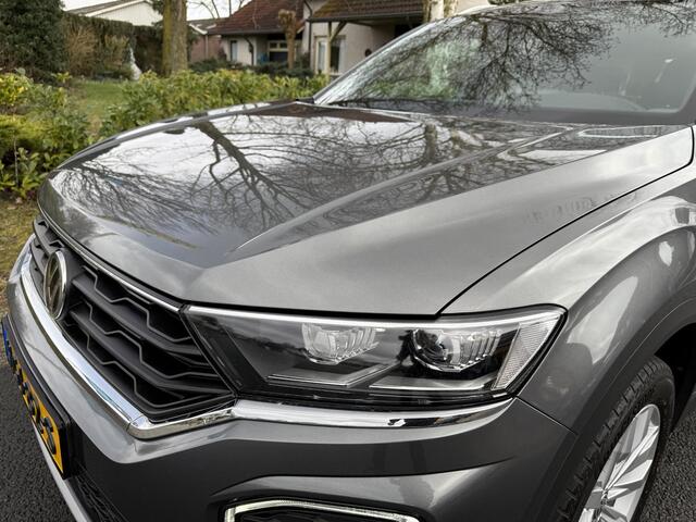 Volkswagen T-Roc 2.0 TSI 4Motion 190PK DSG PanooTrekhaak