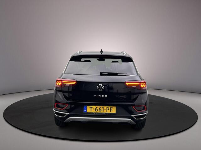 Volkswagen T-Roc Style 1.5 TSI 150pk DSG Automaat Achteruitrijcamera, Adaptive cruise control, LED koplampen, Airco, DAB, Radio, App connect, Parkeersensoren, Parkeer assistent