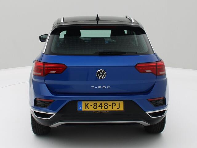 Volkswagen T-Roc 1.5 TSI Style Business 150pk Virtual cockpit /Navi /Camera