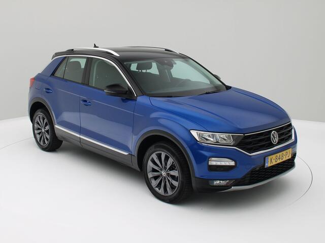 Volkswagen T-Roc 1.5 TSI Style Business 150pk Virtual cockpit /Navi /Camera