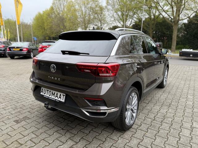 Volkswagen T-Roc 1.5 TSI SPORT BJ.2019 AUTOMAAT VIRTUAL ACC TREKHAAK