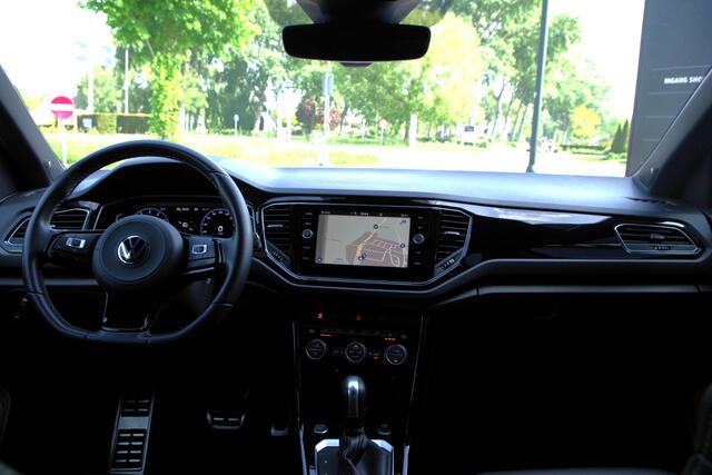 Volkswagen T-Roc 2.0 TSI 4Motion R 300 PK, Panoramadak, Akrapovic, DCC, 19" Pretoria, Beats Audio, Elek. Trekhaak, Camera,