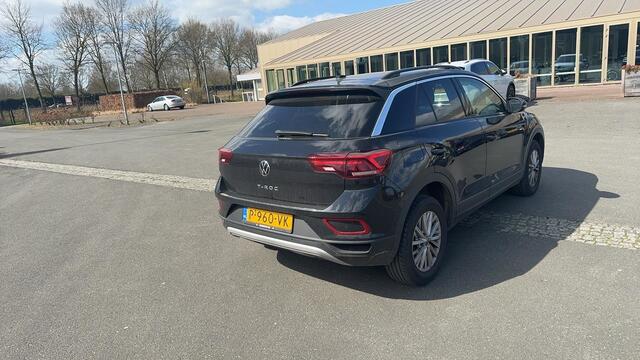 Volkswagen T-Roc 1.0 TSI 110pk Life 75 Edition / Navigatie / Camera / Apple Carplay