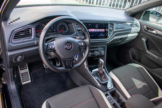 Volkswagen T-Roc 1.5 TSI Sport Led-ACC-17''-stoel/stuurverw-Navi-Acamera