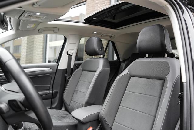 Volkswagen T-Roc 1.5 TSI Style | PANO | CAMERA | VIRTUAL