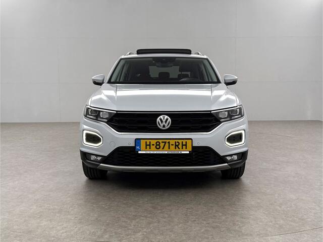 Volkswagen T-Roc 1.0 TSI Pano LED Camera Trekhaak Carplay Airco Adaptive Cruise Navi PDC 16''LMV