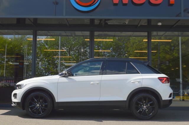 Volkswagen T-Roc 1.5 TSI Sport DSG Led Virtual Camera CarPlay Keyless Afn.trekh Pdc