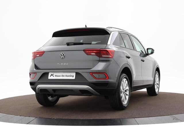 Volkswagen T-Roc Life Edition 1.0 TSI 116 pk 6 versn. Hand · Bluetooth telefoonvoorbereiding · Achteruitrijcamera · Oranje Edition ·