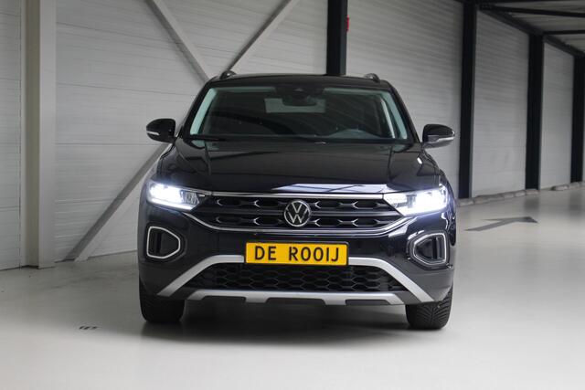 Volkswagen T-Roc 1.0 TSI Life Navi | Stoelverwarming | All Season Banden | Climate Control | Parkeersensoren