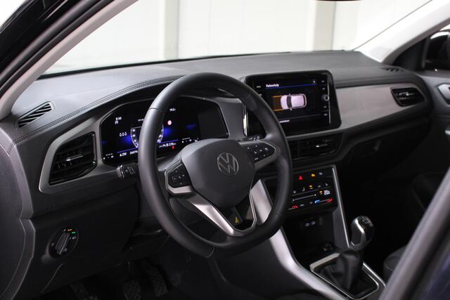 Volkswagen T-Roc 1.0 TSI Life Navi | Stoelverwarming | All Season Banden | Climate Control | Parkeersensoren