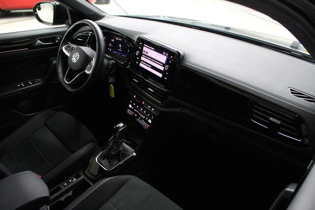 Volkswagen T-Roc 1.5 TSI Style Black Style DSG Navigatie | Camera | 18" Grange Hill Velgen | Digitale Cockpit Pro