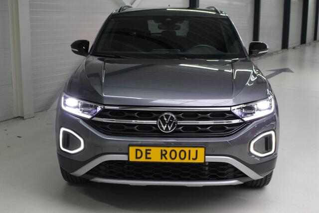 Volkswagen T-Roc 1.5 TSI Style Black Style DSG Navigatie | Camera | 18" Grange Hill Velgen | Digitale Cockpit Pro