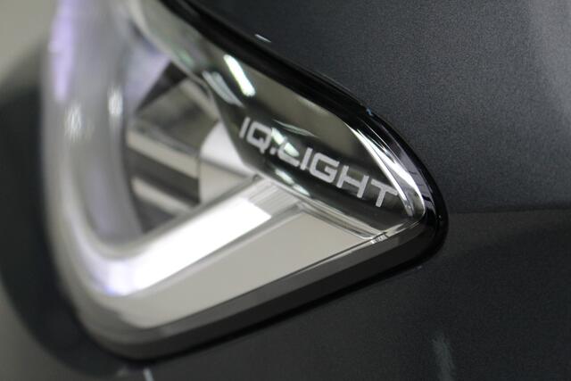 Volkswagen T-Roc 1.5 TSI Style Black Style DSG Navigatie | Camera | 18" Grange Hill Velgen | Digitale Cockpit Pro