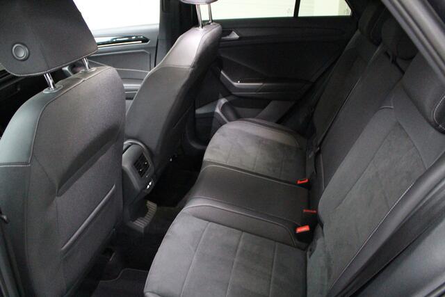 Volkswagen T-Roc 1.5 TSI Style Black Style DSG Navigatie | Camera | 18" Grange Hill Velgen | Digitale Cockpit Pro
