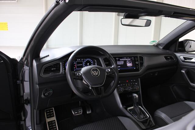 Volkswagen T-Roc Cabrio 1.5 TSI R-Line Blackstyle DSG Navigatie | Dodehoek Assistent | DCC | Parkeercanera | Keyless Entry |