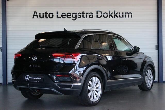 Volkswagen T-Roc 1.5 TSI Sport Afn. Trekhaak | Virtual Cockpit | Stoelverw. | Carplay | Clima | Adapt. Cruise | LED | Camera | 17" LMV | PDC V+A