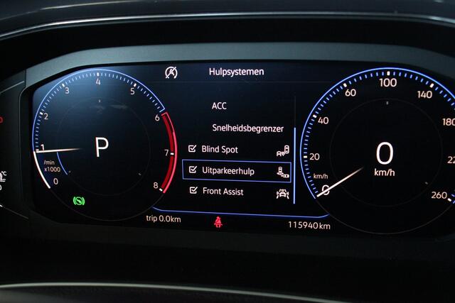 Volkswagen T-Roc 1.5 TSI Sport Afn. Trekhaak | Virtual Cockpit | Stoelverw. | Carplay | Clima | Adapt. Cruise | LED | Camera | 17" LMV | PDC V+A