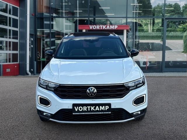 Volkswagen T-Roc 1.5 TSI DSG SPORT PANO-DAK/CAMERA/NAVI/ACC/STOELVERW