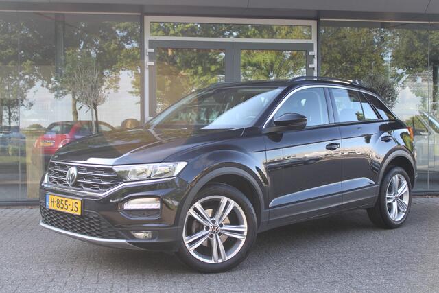 Volkswagen T-Roc 1.5 TSI Style | ACC | Org. NL | Trekhaak |
