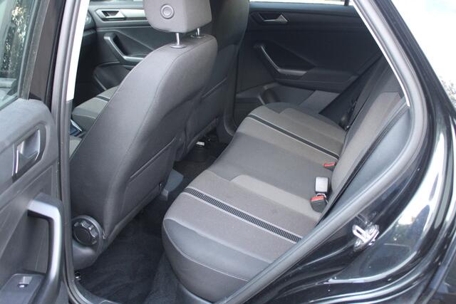 Volkswagen T-Roc 1.5 TSI Style | ACC | Org. NL | Trekhaak |