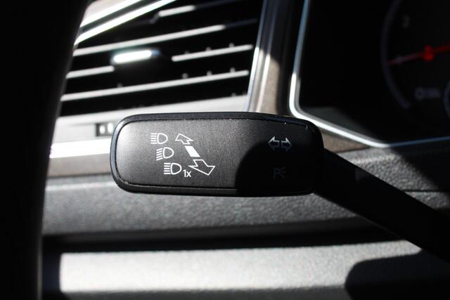 Volkswagen T-Roc 1.0 TSI Style//Navi//Camera!!