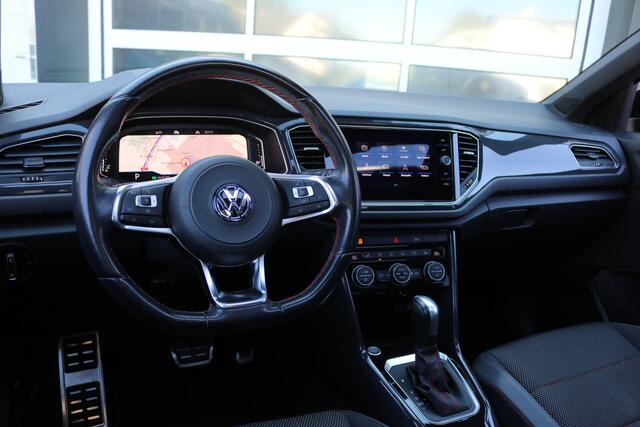 Volkswagen T-Roc 1.5 TSI R-Line (Panoramadak VirtualCockpit ACC Keyless Full-Led Trekhaak PrivacyGlass Pdc V+A)