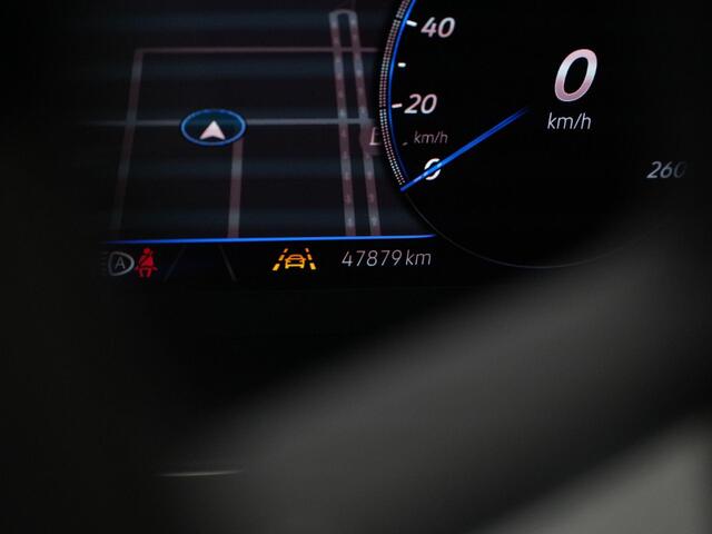 Volkswagen T-Roc Cabrio 1.5 TSI 150 pk DSG R-Line | Stuur-/stoelverwarming | Navigatie | Achteruitrijcamera