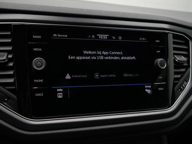 Volkswagen T-Roc Cabrio 1.5 TSI 150 pk DSG R-Line | Stuur-/stoelverwarming | Navigatie | Achteruitrijcamera