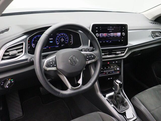 Volkswagen T-Roc Style 1.5 TSI 150pk DSG Automaat Adaptive cruise control, Achteruitrijcamera, Parkeersensoren, LED koplampen, Airco, DAB, Radio, App connect, Bluetooth, Parkeer assistent