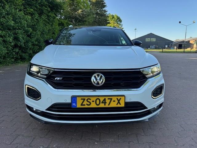 Volkswagen T-Roc 1.5TSI 150PK SPORT BUSINESS R-LINE PANO/VIRTDASH/LEER/XENON/CAM/ACARPLAY