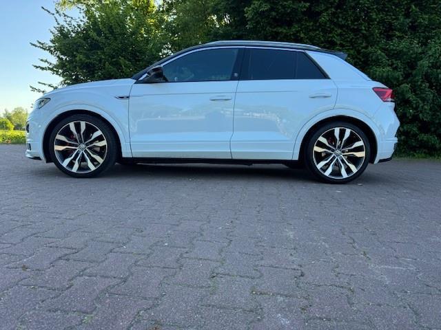 Volkswagen T-Roc 1.5TSI 150PK SPORT BUSINESS R-LINE PANO/VIRTDASH/LEER/XENON/CAM/ACARPLAY