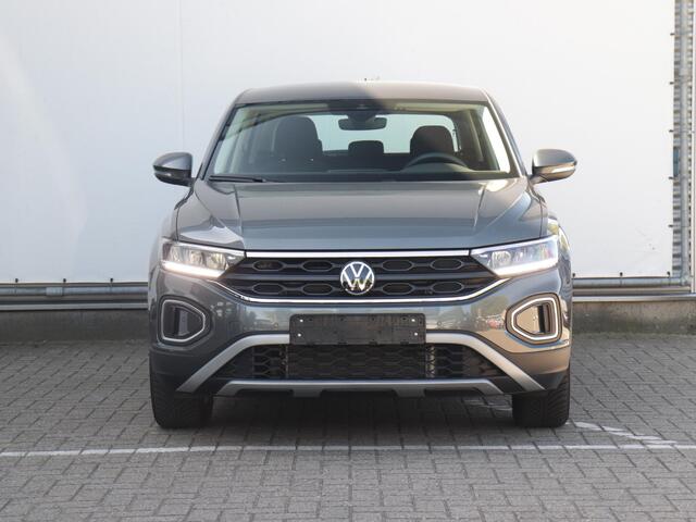 Volkswagen T-Roc 1.0 TSI Edition | All-Season | Adaptive cruise | App-connect | Parkeersensoren | Climate control |