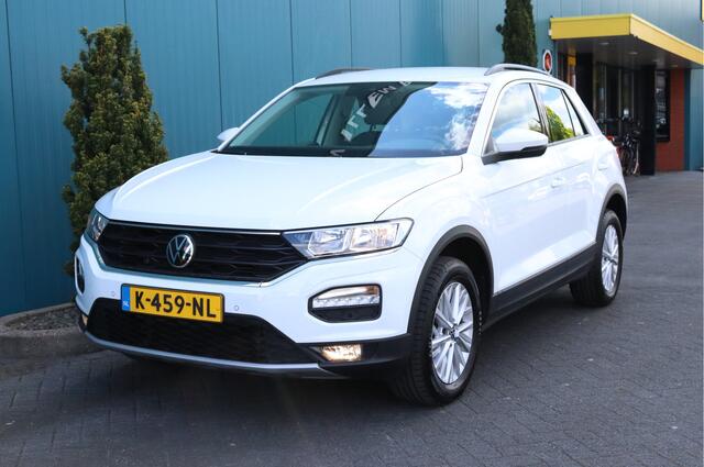 Volkswagen T-Roc 1.5 TSI Style Executive CLIMA|ADAPT.CRUISE|CARPLAY|NAV|TREKH.|STOELVER|ELEK.A.KLEP|PDC|LMV