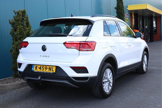 Volkswagen T-Roc 1.5 TSI Style Executive CLIMA|ADAPT.CRUISE|CARPLAY|NAV|TREKH.|STOELVER|ELEK.A.KLEP|PDC|LMV