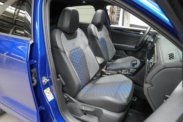 Volkswagen T-Roc R |Akrapovic|elek. achterklep|Beats|Camera|stuurverwarming|Maxton|19"|panoramadak|Maxton|