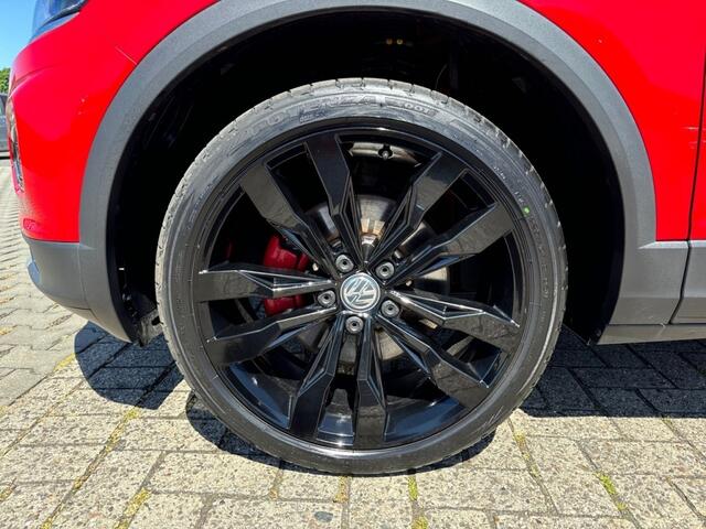 Volkswagen T-Roc 1.5 TSI DSG SPORT TREKHAAK/CAMERA/BEATS/NAVI/ACC/STOELVERW/E-KLE