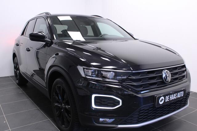 Volkswagen T-Roc 1.5 TSI Sport Black Style/Acc/Virtual/|Camera/Trekhaak
