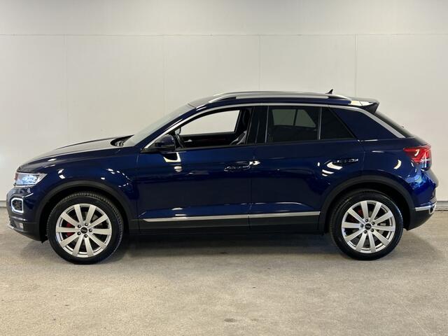 Volkswagen T-Roc 1.5 TSI Sport Virtual Cockpit | + Winterset op LM velgen | Compleet!