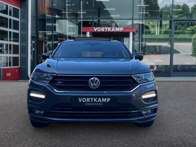 Volkswagen T-Roc 1.5 TSI DSG R-LINE PANO-DAK/TREKHAAK/NAVI/ACC/STOELVERW