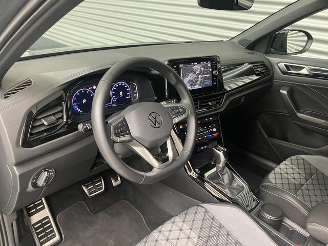 Volkswagen T-Roc 1.5 TSI R-LINE BLACK/IQ LIGHT/IQ DRIVE/KEY-LESS/EL A KLEP/ENZ