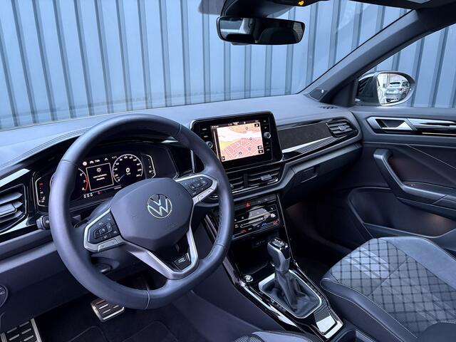 Volkswagen T-Roc 1.5 TSI R-Line Business | Beats | Panodak | IQ Light | Side Assist | Trekhaak afnb | Prijs Rijklaar!!
