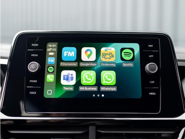 Volkswagen T-Roc 1.5 TSI R-Line Business | Keyless | Elk A-klep | IQ Light | Camera | Side Assist | Prijs Rijklaar!!