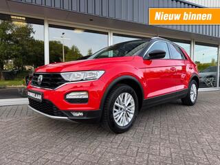 volkswagen-t-roc-1.5-tsi-150pk-auto
