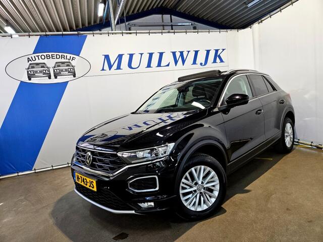 Volkswagen T-Roc 1.5 TSI Style Business / Panoramadak / Virtual Cockpit / NL Auto