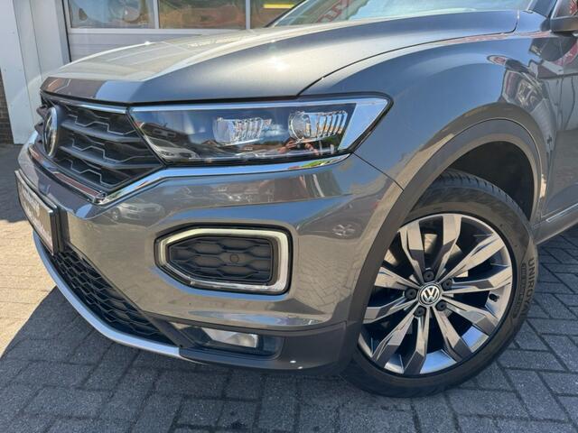 Volkswagen T-Roc 1.5TSI 150PK Sport DSG Virtual Cockpit Camera ACC Navi Trekhaak