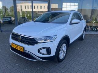 volkswagen-t-roc-1.0ts-life-carplay