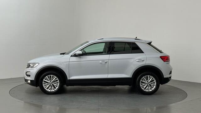 Volkswagen T-Roc 1.5 TSI STYLE BNS NAVI CAMERA
