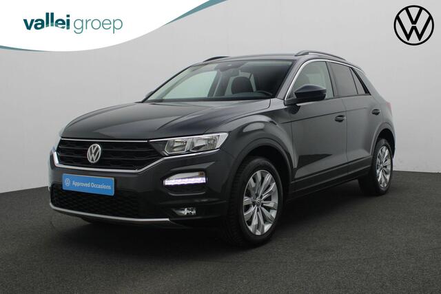 Volkswagen T-Roc 1.0 TSI 115 pk Style | Parkeersensoren voor/achter | Adaptive Cruise | Apple Carplay / Android Auto