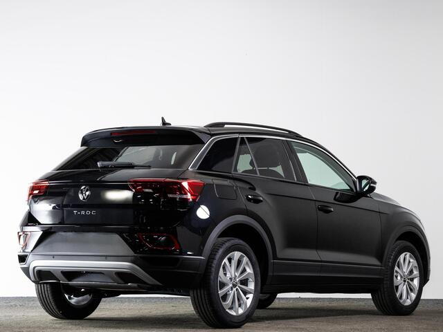 Volkswagen T-Roc Life Edition 1.0 116 pk TSI | Trekhaak | Achteruitrijcamera | Climatronic |